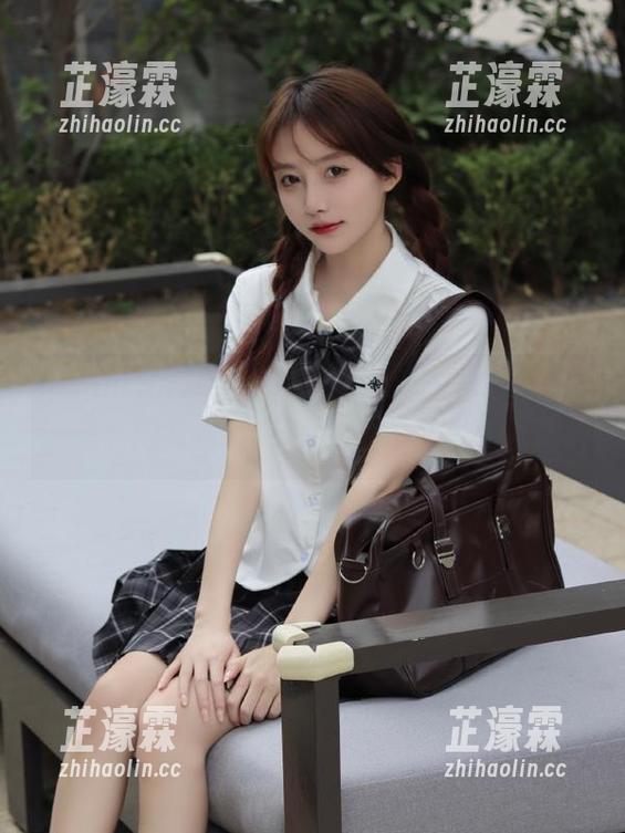 155.fun 唉,每次打开155.funapp,黑料网又更新了,这脸皮都快磨厚了