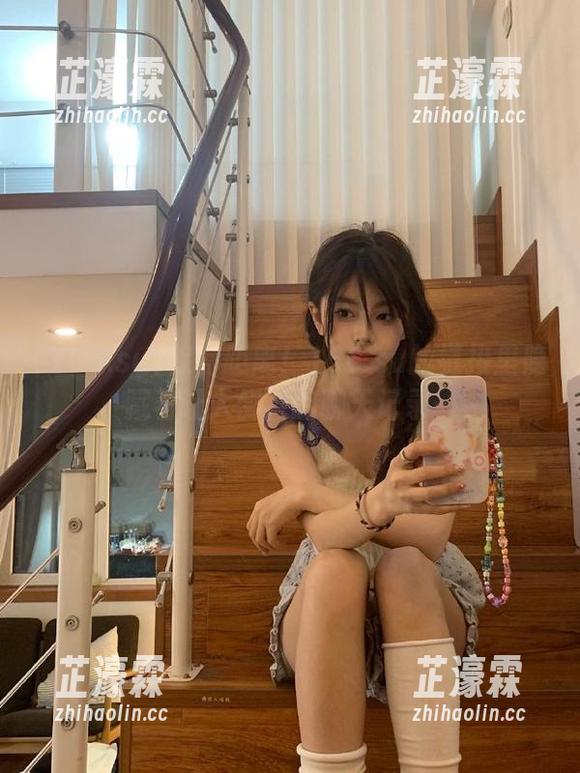 保持距离！166.su的链接里隐藏着让人侧目的聊天记录…