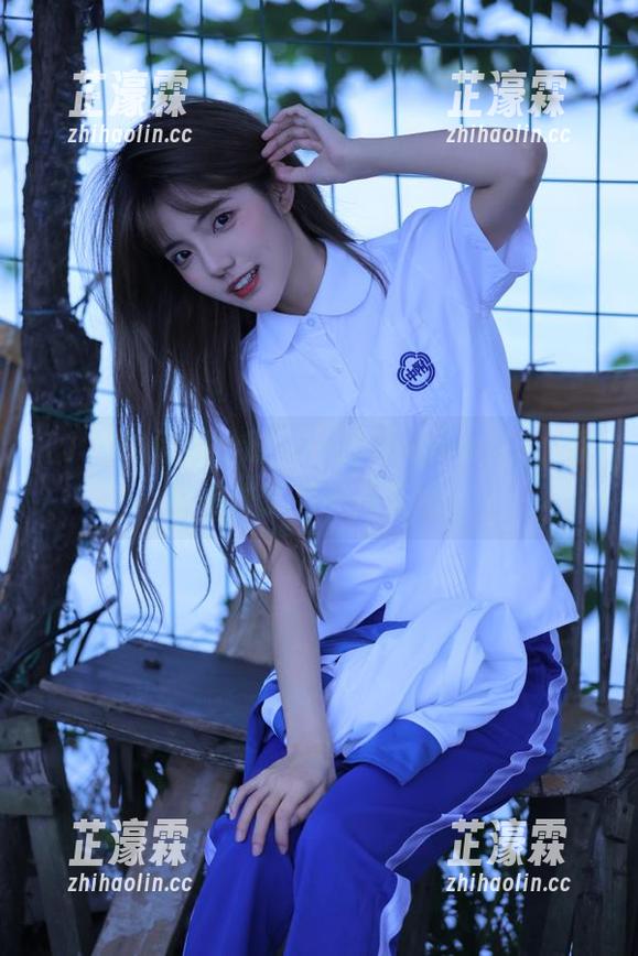 访问网址时，一打开www.17，就被吸进了另一片天地。