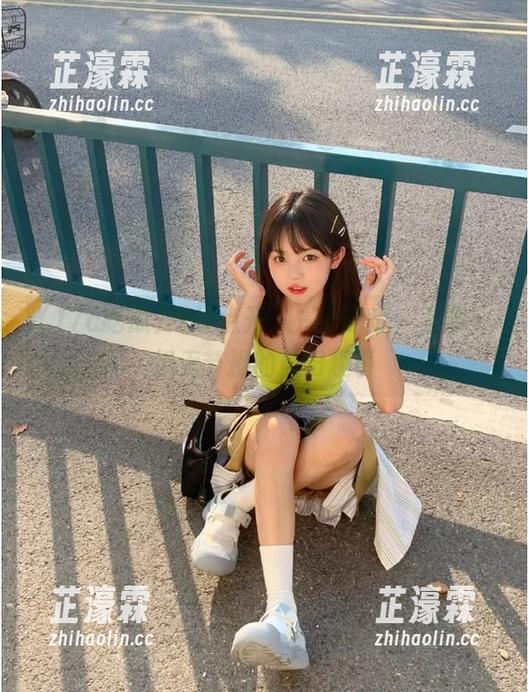 17c吃瓜 网址点开,17c吃瓜,上演一场无节操的瓜田趣事