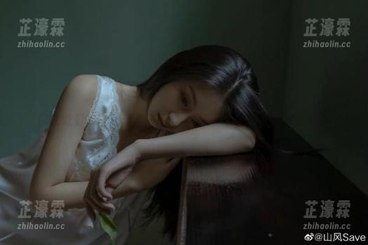 51吃瓜今日网址：滑铁卢的背后埋了多少瓜？