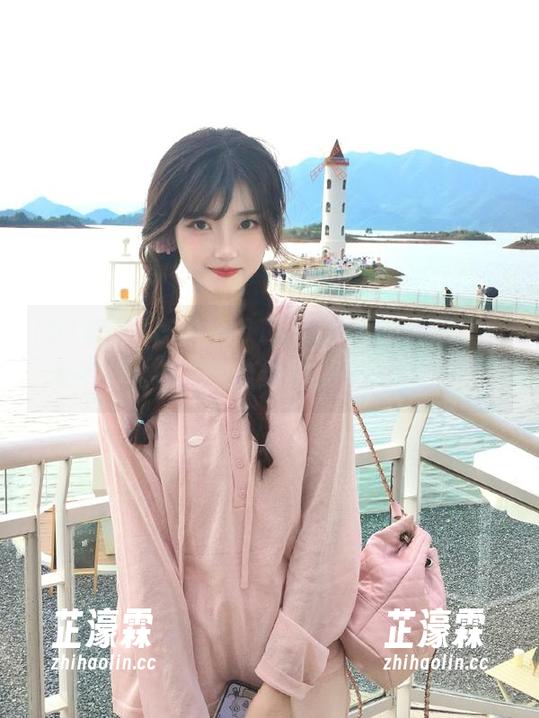 在cgw51吃瓜官网的消息里，似乎什么都在隐隐约约，有点微妙啊。