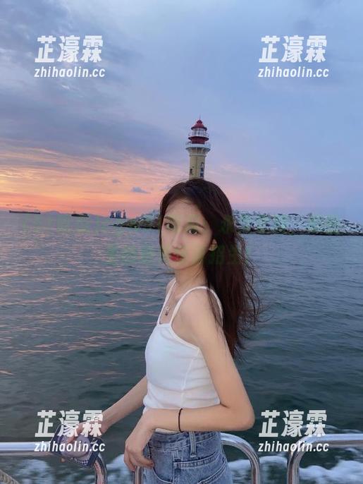 cgw51吃瓜：永久定档，瓜田里的意外惊喜招生！