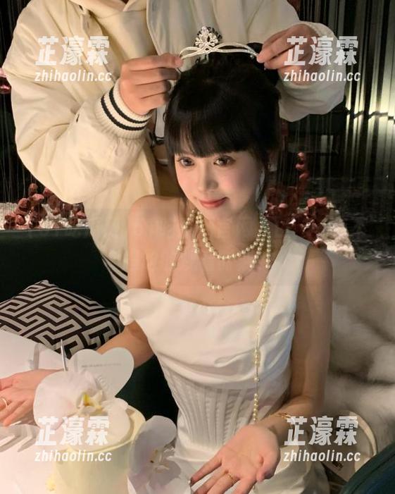 51吃瓜网官网入口，一点不尴尬的观看时刻？