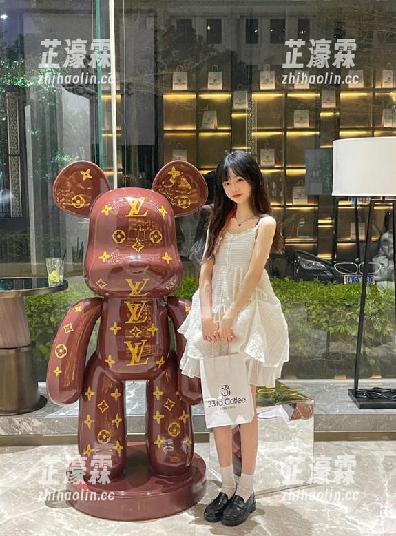 不想浪费时间？下载51热门，每一秒都值得回味