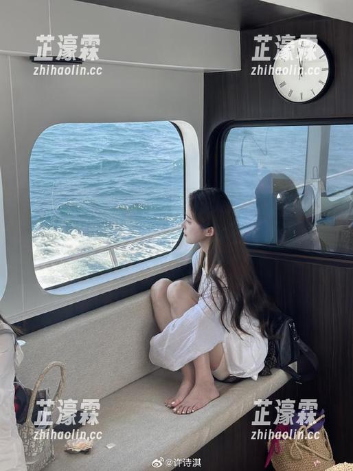“51热门大瓜”入口前的我，忐忑不安，今日的瓜会不会是超级夸张的那种？