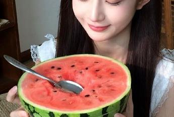 用安卓看cgg，黑料滑落的瞬间，一口气全吃了！
