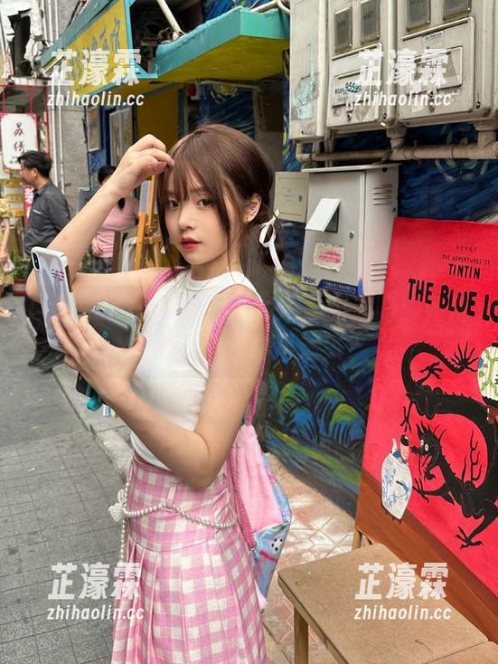 tttzzz668.su线路攻略：如何在黑料海洋中不迷失？
