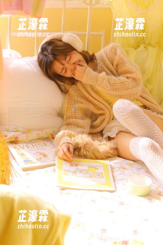 深夜观看zztt黑料，心里默念那句：我一定要戒掉这些小刺激！