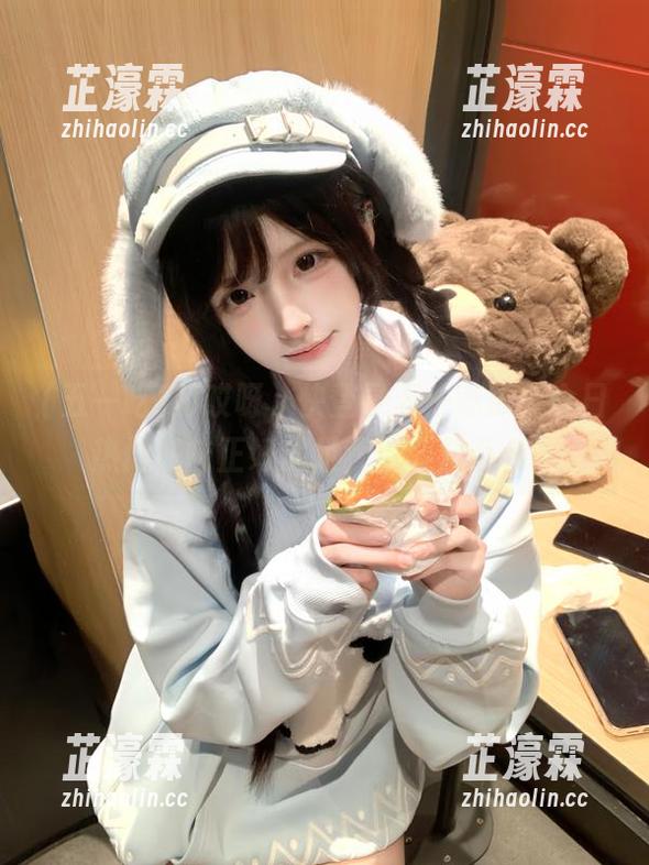 哎呀，快登录五一吃瓜，今日热门滋味正好满足我这颗八卦心！