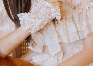 吃瓜天堂的“收藏夹”里藏着我所有的欢乐源泉…