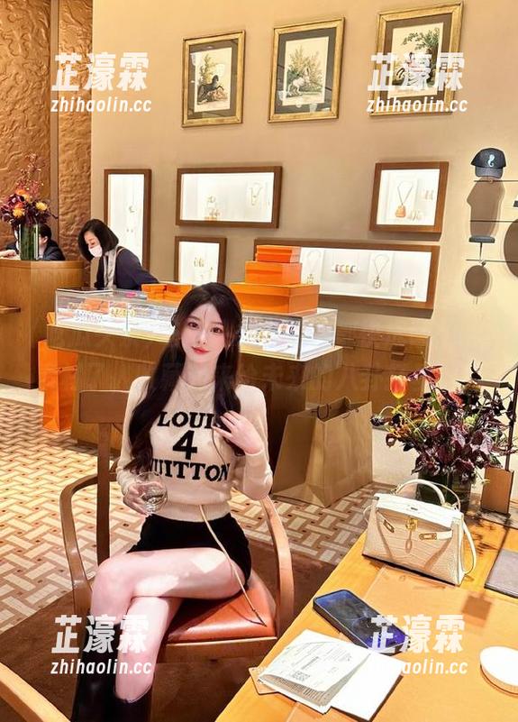 吃瓜头条的新闻都快成磕cp的素材了，收藏起来给未来的八卦打基础！