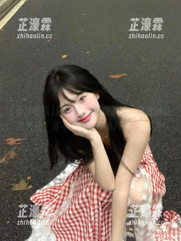逛52吾爱吃瓜首页，分分钟让我怀疑，是不是我该变身八卦达人了？