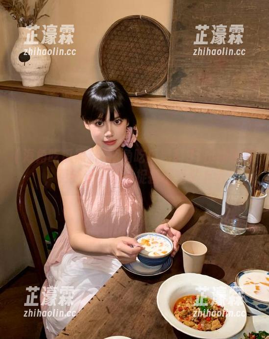 海角吃瓜黑料91出新视频，更新速度让我捉摸不透又上瘾