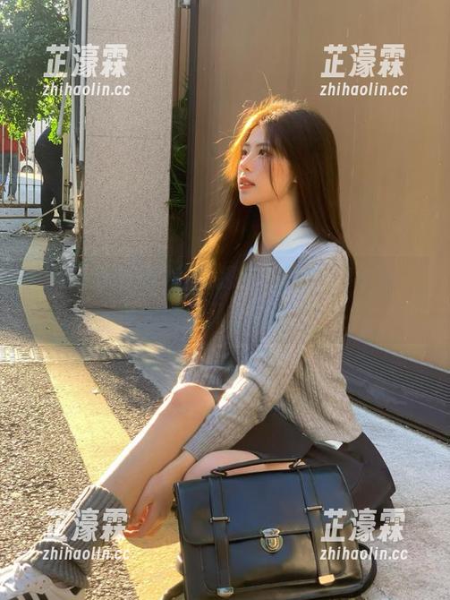 黑料24小时 首页探秘:黑料24小时,今天哪位又上热搜了?