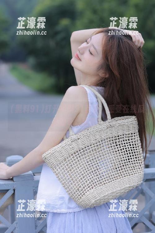 打开黑料91首页，感受在线瓜田的奇妙旅程！