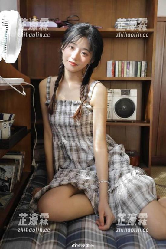 黑料不打烊 分享我的黑料不打烊“小本本”,最新的劲爆消息都在这里啦!