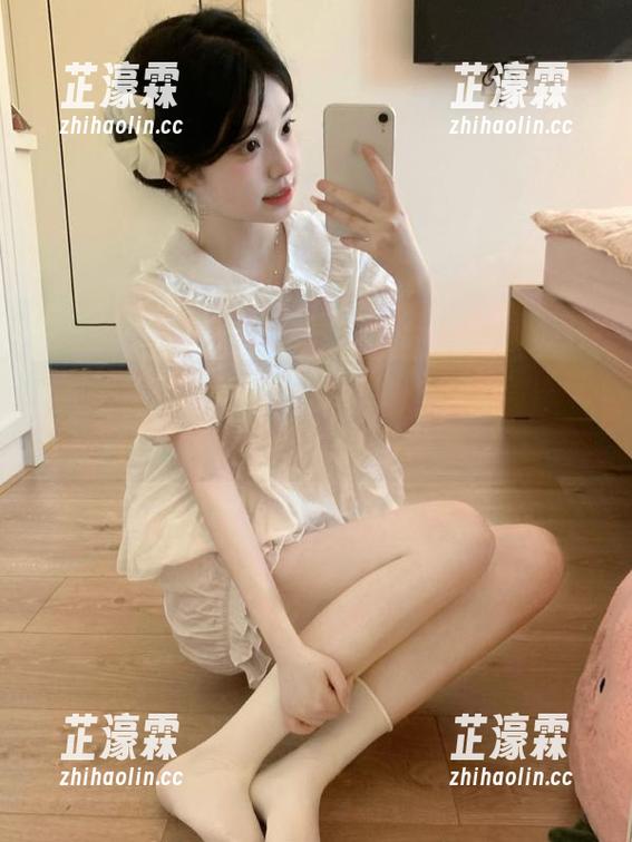 偷偷来到官网，黑料冲哥的玩偶实在是从未见过的奇葩！