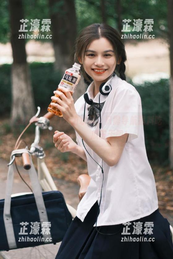 不怕水深，只需导航黑料吃瓜网www，瓜田无限！