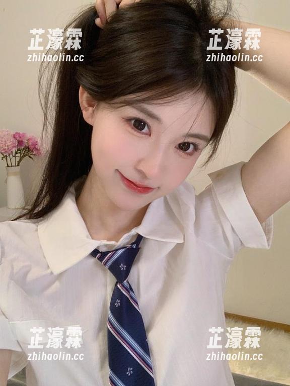 明星漂亮的不止皮相，黑料吃瓜网站免费拿来唠嗑聊！