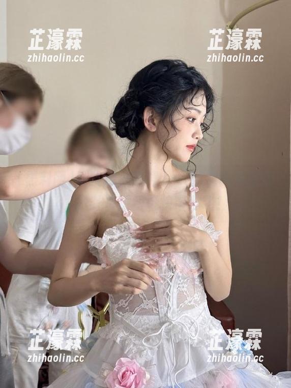 别犹豫，下载zztt黑料网苹果版，八卦传送门赶快带你飞！