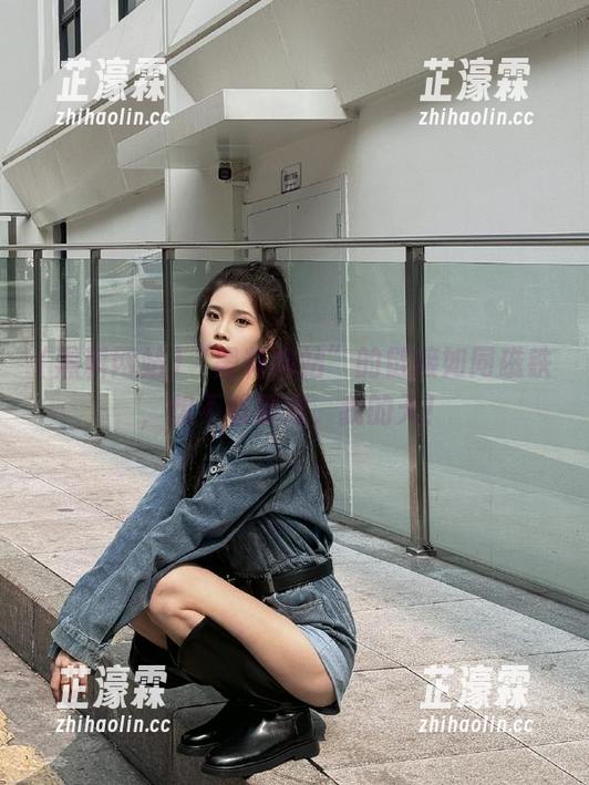 “黑料网站”的链接如同磁铁，想不看都难，我的天！