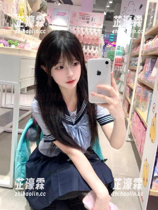 黑料网站隐藏入口地址，跟我一生追求的那位神仙同样高冷。